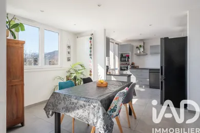 Apartment in Meylan (38240)