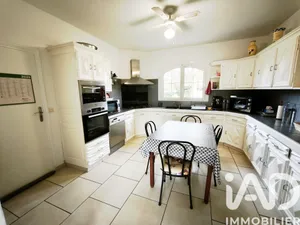 Maison traditionnelle à Saint-Denis-de-Pile (33910)