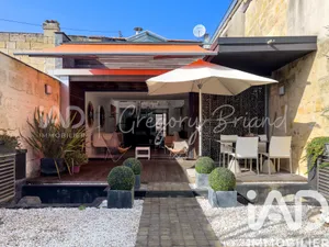 Townhouse in Bordeaux (33000)
