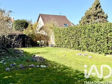 Traditional house in Igny (91430)
