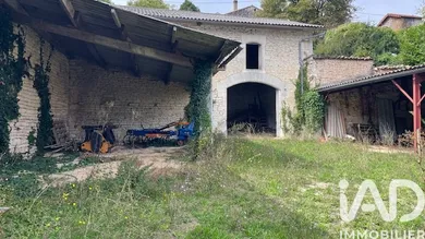 Barn in Vaux-Rouillac (16170)