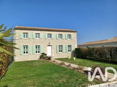 Traditional house in Meschers-sur-Gironde (17132)
