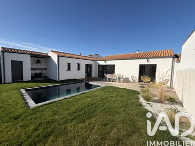 House in Sainte-Marie-de-Ré (17740)