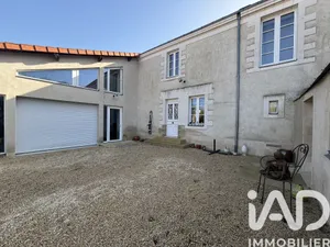 Demeure à Basse-Goulaine (44115)