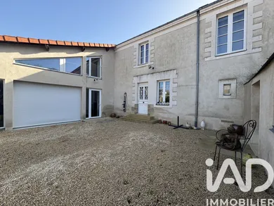 Mansion in Basse-Goulaine (44115)