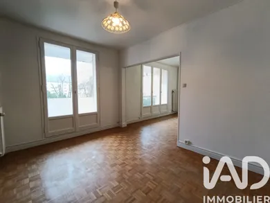 Apartment in Charleville-Mézières (08000)