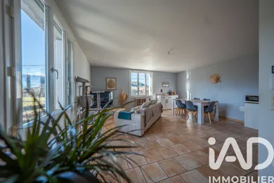 Apartment in Rochecolombe (07200)
