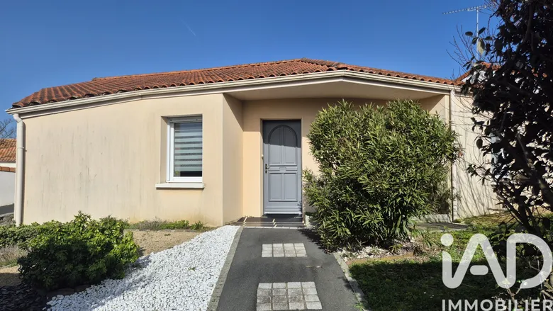 Maison 6 pièces 117 m² · à La Tessoualle · 117 m² · 264 900 €
