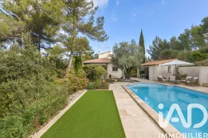 Maison à Simiane-Collongue (13109)