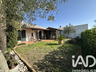 Maison à Saint-Michel-en-l'Herm (85580)