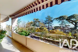 Apartment in Sainte-Foy-lès-Lyon (69110)