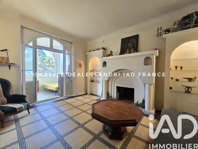 Apartment in Saint-Cyr-sur-Mer (83270)