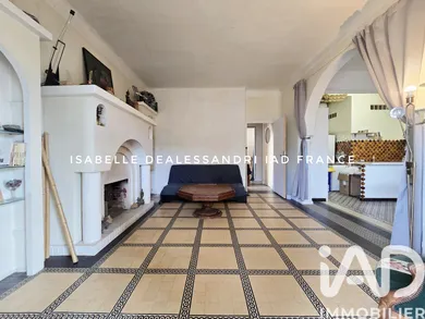 Apartment in Saint-Cyr-sur-Mer (83270)