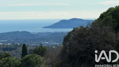 Maison à Châteauneuf-Grasse (06740)