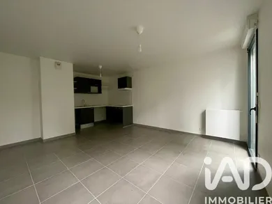 Appartement à Bordeaux (33100)