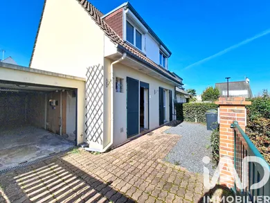 Maison à Le Vaudreuil (27100)