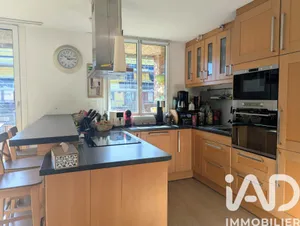 Apartment in Villeneuve-d'Ascq (59650)