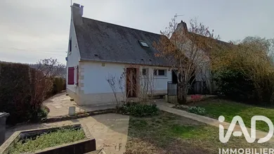 Maison traditionnelle à St Vaast De Longmont (60410)
