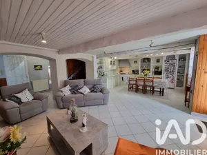 Maison de ville à Villefagnan (16240)