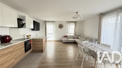 Apartment in Melun (77000)