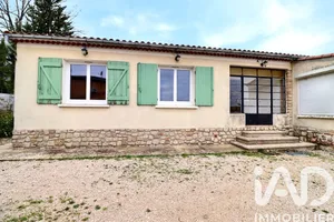 Traditional house in La Celle (83170)