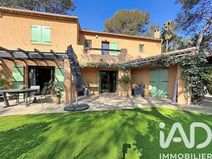 Maison à Fréjus (83600)