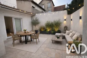 Townhouse in Saint-Ouen-sur-Seine (93400)