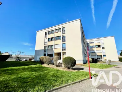 Apartment in Ablon-sur-Seine (94480)