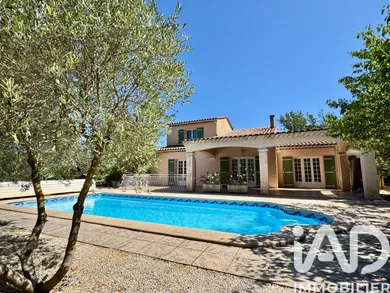 Maison traditionnelle à Saint-Maximin-la-Sainte-Baume (83470)