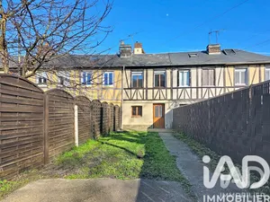 Townhouse in Canteleu (76380)