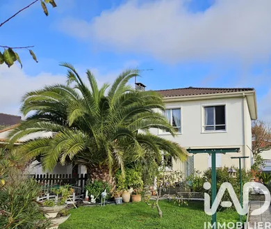 Maison à Aiffres (79230)