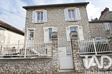 Duplex in Étréchy (91580)