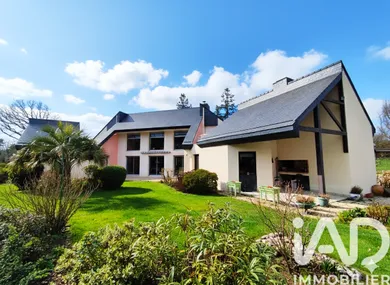 Maison d'architecte à Saint-Nicolas-de-Redon (44460)