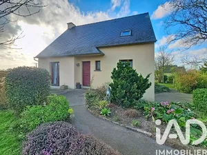 Detached house in Les Portes du Coglais (35460)