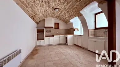 Maison de village à Nézignan-l'Évêque (34120)