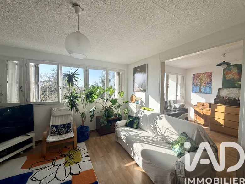 Appartement 3 pièces 80 m² · à Orléans · 80 m² · 95 000 €