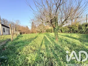 Building plot in Saint-Germain-du-Puch (33750)