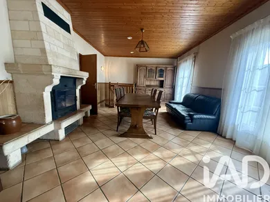 House in Beychac-et-Caillau (33750)