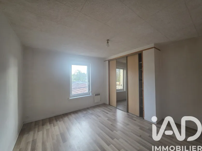 Immeuble 2 pièces 201 m² · à Hénin-Beaumont · 201 m² · 264 000 €