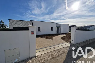 House in Corquilleroy (45120)