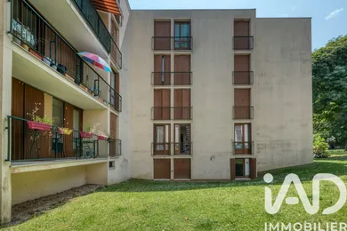 Apartment in Brunoy (91800)