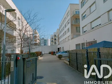 Appartement à Fosses (95470)