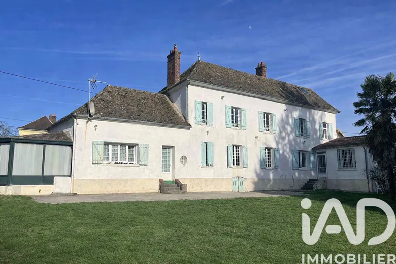 Maison 10 pièces 244 m² · à Gisors · 244 m² · 344 000 €