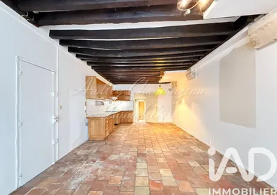 Apartment in Paris (75013)