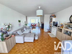 Appartement à Vaux-le-Pénil (77000)