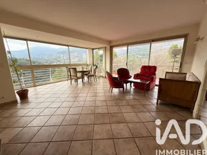 Apartment in Vence (06140)