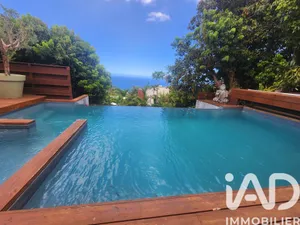 Architectural house in Les avirons (97425)