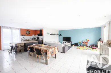 Maison à Lazenay (18120)