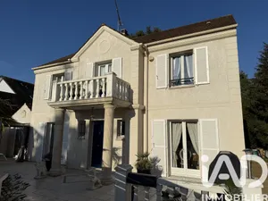 Maison à Médan (78670)