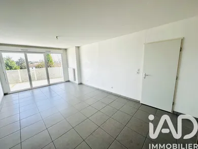Apartment in Eysines (33320)